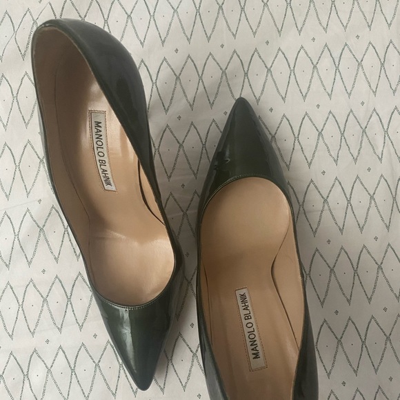 Manolo Blahnik Pointed toe heels - Picture 7 of 13